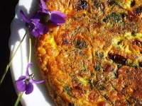   TORTILLA DE COLLEJAS Y AJOS PORROS (PARA TIEMPOS DE CRISIS).