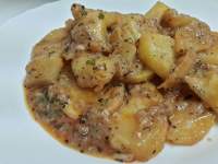   PATATAS EN ADOBILLO (típico de Málaga)