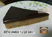   TARTA DE GOFIO CON COBERTURA DE CHOCOLATE