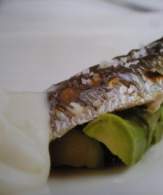   SARDINAS CON TRIGUEROS Y CREMA DE QUESO