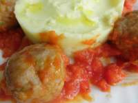   Albóndigas con tomate 