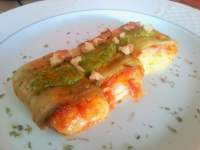   Rollos de Berenjena, Pesto y mozarella.