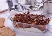 Tarta de chocolate negro y mousse de frambuesa (Raspberry & Dark Chocolate Mousse Torte) - Anna Olson  