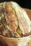   Pan con sésamo y batata (masa madre)