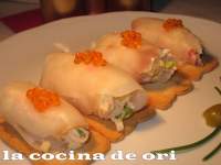   CANAPES DE BACALAO AHUMADO RELLENO