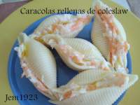   CARACOLAS RELLENAS DE 