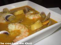   SOPA DE PESCADO Y MARISCO