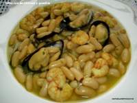   FABES CON MEJILLONES Y GAMBAS