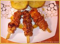   Pinchos de pollo con pimentón y miel [La Chinata]