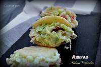   Arepas con relleno Reina Pepiada