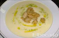   Crema de coliflor con bacalao frito (Emilio Almagro)