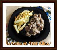   CARNE AL AJILLO CON REDUCCIÒN DE VINO 