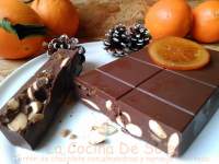   TURRÒN DE CHOCOLATE CON ALMENDRAS Y NARANJA CONFITADA