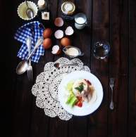   Flanes de salmón, tomates secos y mayonesa con balsámico de vainilla