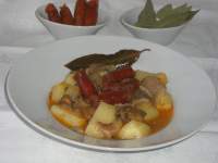   PATATAS CON SETAS Y CHISTORRA