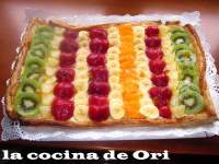   TARTA DE HOJALDRE Y FRUTAS