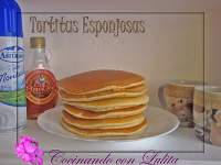   Tortitas esponjosas,con Jarabe de arce MAPLE JOE y nata LA ASTURIANA