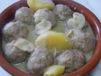   Albóndigas con salsa de champis