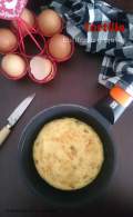   Tortilla de butifarra de huevo y ajetes