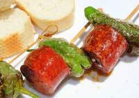   PINCHO DE CHORIZO CON PIMIENTOS