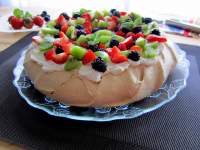   Pavlova con frutas