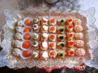   CANAPES VARIADOS