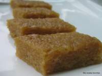   Kuih Wajek, pastelillos de arroz glutinoso