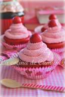   Cupcakes sabor chicle de fresa (sin huevo).