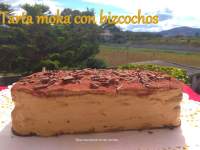   Tarta de moka con bizcochos