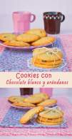 Cookies con chocolate blanco y arándanos  
