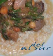   Risotto con espárragos y atún