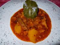   PATATAS GUISADAS CON NÌSCALOS 