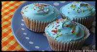   CUPCAKES DE VAINILLA CON FROSTING DE MERENGUE SUIZO