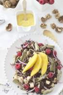   Ensalada de lentejas y fruta con vinagreta de mango