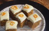  Pastel de zanahoria glaseado

