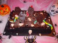   TARTA CEMENTERIO HALLOWEEN 