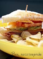 
Club Sandwich o Clubhouse Sandwich
        | 
        Recetas de cocina fáciles y sencillas | Bea 
