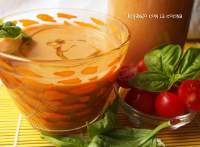   Sopa de tomate Caprese con mozzarella y albahaca - Con y sin Thermomix