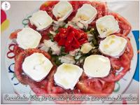   Ensalada tibia de tomate y bacalao con queso de cabra    