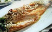   DORADA AL HORNO CON GULAS