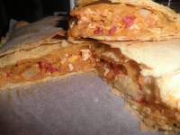   EMPANADA DE ATÚN Y HUEVO