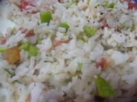   Ensalada templada de arroz con salsa de quesito rosa