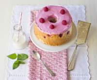 Raspberry Angel Food Cake - Bizcocho o Pastel de Angel con frambuesas  