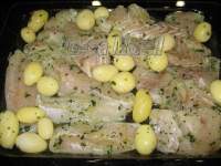   FILETES DE PERCA AL HORNO CON PAPAS PARISINAS.