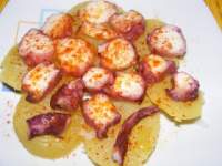   PULPO A LA GALLEGA (5.5p/persona)