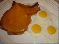 Chuletas de Sajonia con huevos de codorniz  