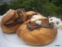   Bollos de leche y caracolas de Nocilla