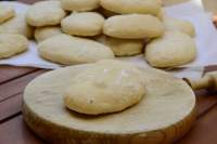   Molletes de pan común con masa vieja
