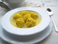   ALBÒNDIGAS EN CALDO AMARILLO