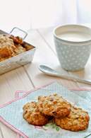   Galletas de muesli con pasas y aroma de naranja